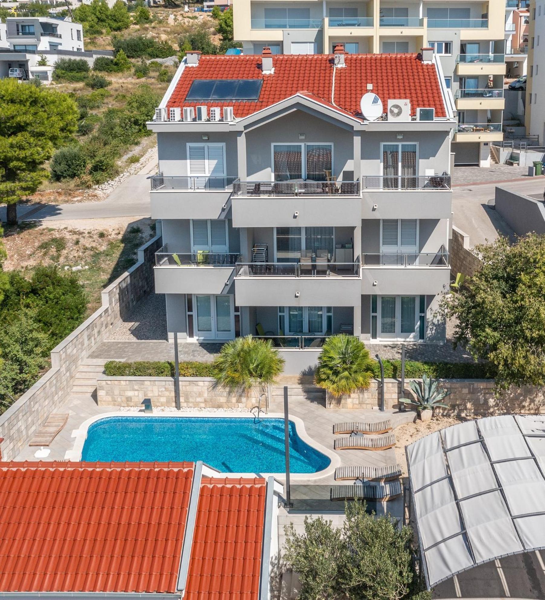 Villa Em Makarska Exteriör bild