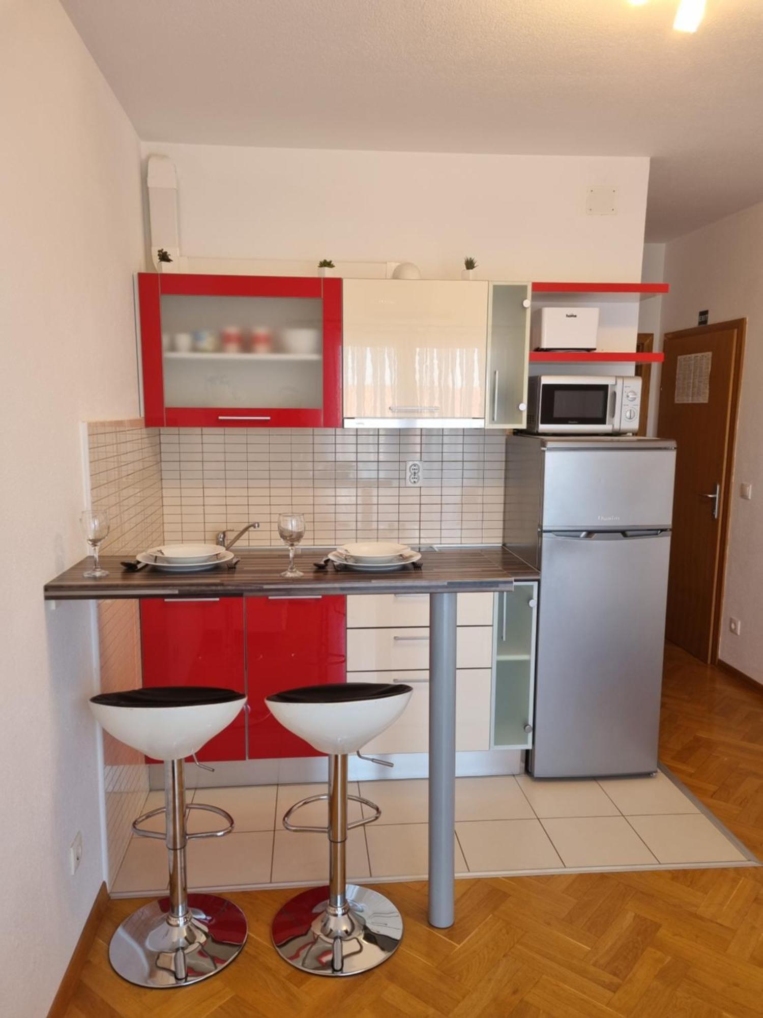 Villa Em Makarska Exteriör bild