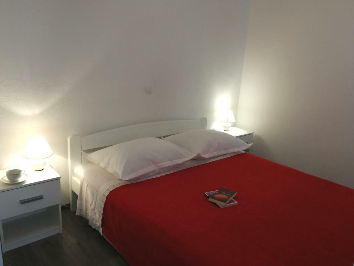 Villa Em Makarska Exteriör bild